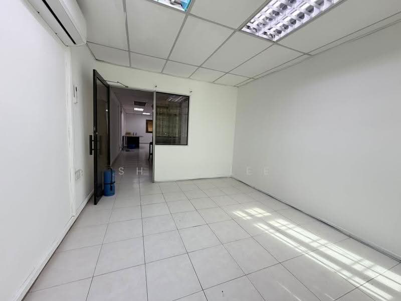 Shop for Rent in Taman Seri Orkid (Skudai) - Shawn Lee - Interior - PropertyGuru.com.my