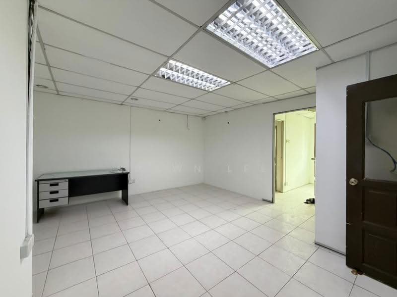 Shop for Rent in Taman Seri Orkid (Skudai) - Shawn Lee - Interior - PropertyGuru.com.my