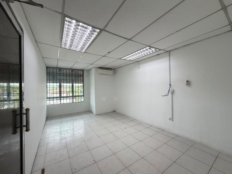 Shop for Rent in Taman Seri Orkid (Skudai) - Shawn Lee - Interior - PropertyGuru.com.my