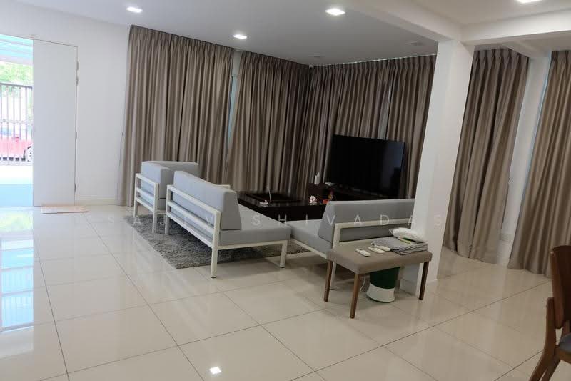 Semi-Detached House for Sale in Bangsar (Kuala Lumpur) - Sajiv Shivadas - Living Room - PropertyGuru.com.my