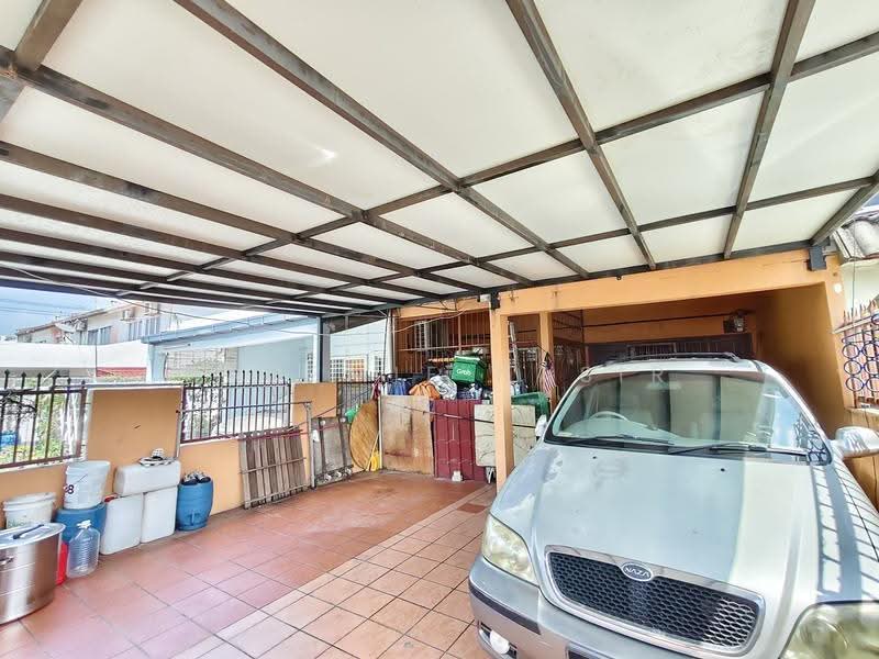 Rumah Teres 2-Tingkat untuk Dijual di Taman Suria Jaya (Cheras) - Nadzmie Nasir - Exterior - PropertyGuru.com.my