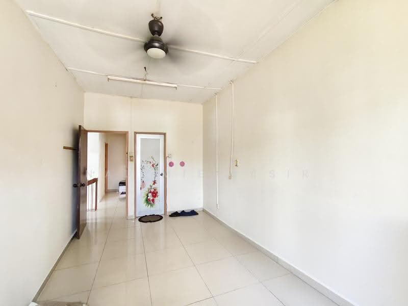 Rumah Teres 2-Tingkat untuk Dijual di Taman Suria Jaya (Cheras) - Nadzmie Nasir - Interior - PropertyGuru.com.my