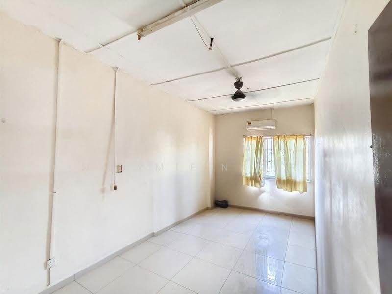 Rumah Teres 2-Tingkat untuk Dijual di Taman Suria Jaya (Cheras) - Nadzmie Nasir - Interior - PropertyGuru.com.my