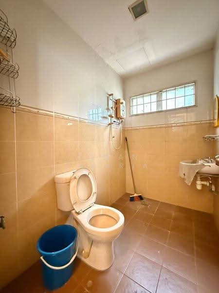 2-storey Terraced House for Sale in Taman Mutiara Subang (Shah Alam) - AZMAN ZAKARIA - Bathroom - PropertyGuru.com.my