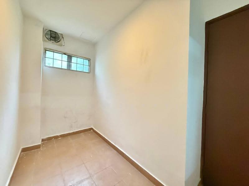 2-storey Terraced House for Sale in Taman Mutiara Subang (Shah Alam) - AZMAN ZAKARIA - Interior - PropertyGuru.com.my