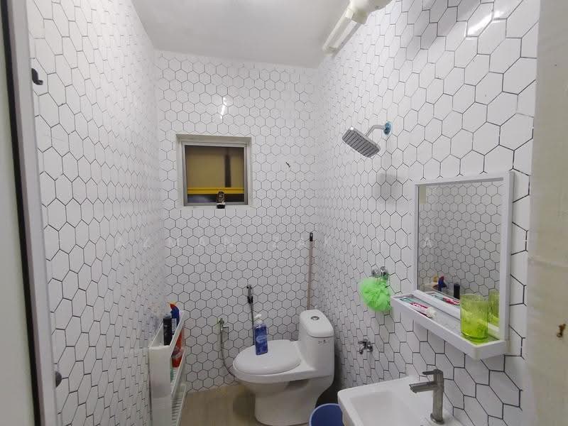 Rumah Teres 2-Tingkat untuk Dijual di Saujana Utama 2 (Ijok) - AZMAN ZAKARIA - Bathroom - PropertyGuru.com.my