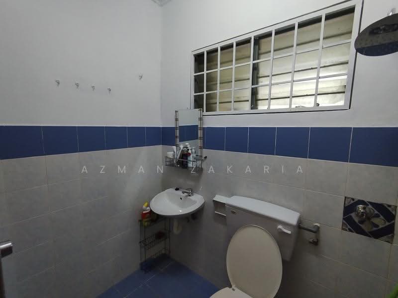 Rumah Teres 2-Tingkat untuk Dijual di Saujana Utama 2 (Ijok) - AZMAN ZAKARIA - Bathroom - PropertyGuru.com.my