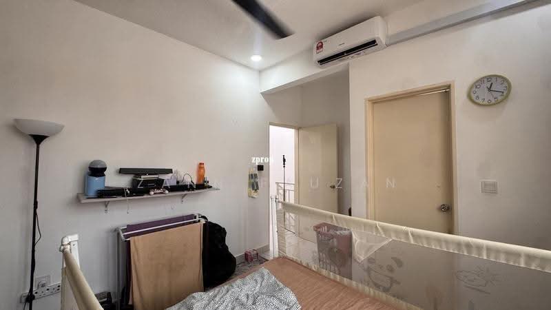 2-storey Terraced House for Sale in Bandar Bukit Beruntung (Bukit Beruntung) - Zann Fauzan - Bedroom - PropertyGuru.com.my