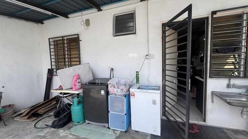 2-storey Terraced House for Sale in Bandar Bukit Beruntung (Bukit Beruntung) - Zann Fauzan - Exterior - PropertyGuru.com.my