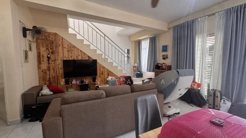 2-storey Terraced House for Sale in Bandar Bukit Beruntung (Bukit Beruntung) - Zann Fauzan - Living Room - PropertyGuru.com.my