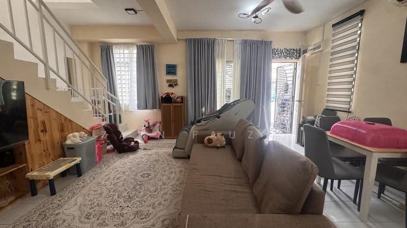 2-storey Terraced House for Sale in Bandar Bukit Beruntung (Bukit Beruntung) - Zann Fauzan - Living Room - PropertyGuru.com.my