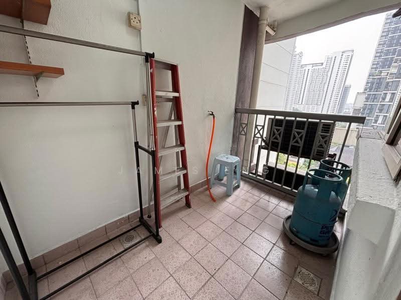 Kondominium untuk Dijual di Almaspuri - James Eng - Balcony - PropertyGuru.com.my