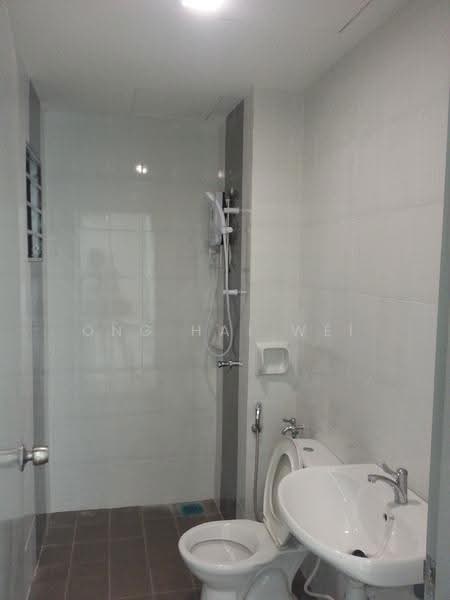 Condominium for Sale at T-Parkland - Ong Hai Wei - Bathroom - PropertyGuru.com.my