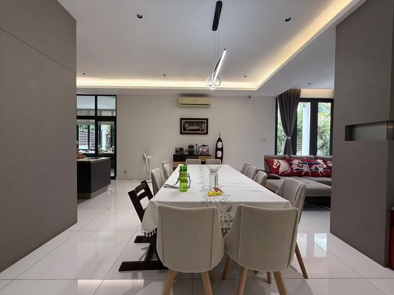 Zero-Lot Bungalow for Sale in Seksyen U1 (Glenmarie) - Lai YK - Dining Room - PropertyGuru.com.my