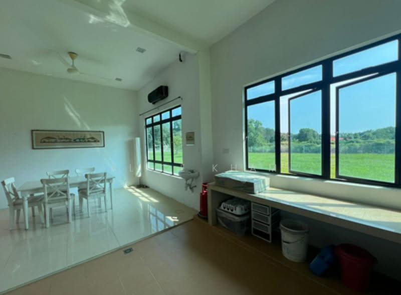 Tanah Pertanian untuk Dijual di Kuala Linggi (Melaka) - Alice Kham - Dining Room - PropertyGuru.com.my