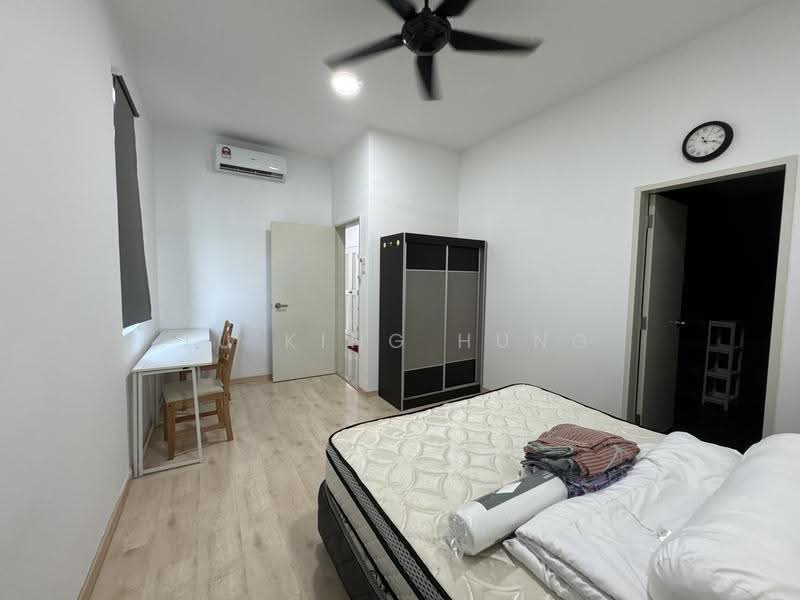 Condominium for Rent at Parkhill Residence - Lu King Hung - Bedroom - PropertyGuru.com.my