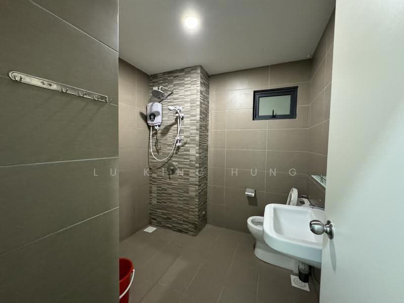 Condominium for Rent at Parkhill Residence - Lu King Hung - Bathroom - PropertyGuru.com.my
