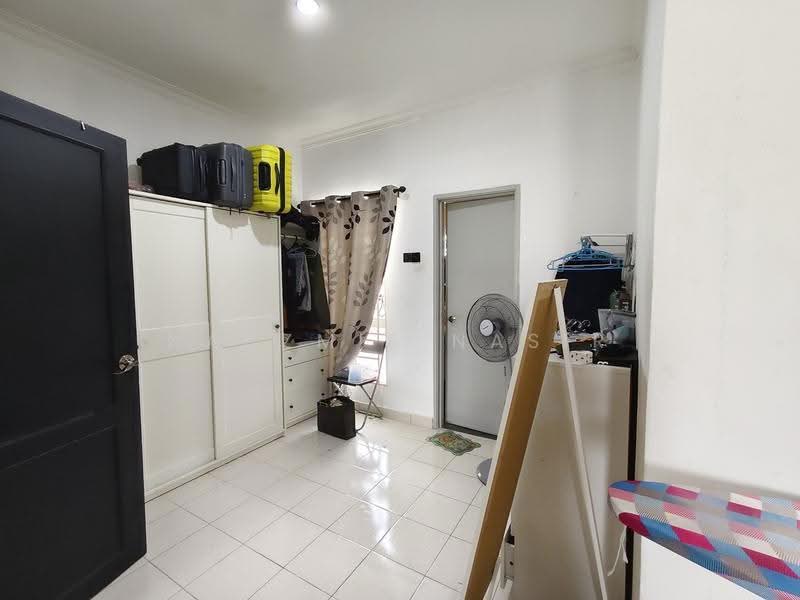 Rumah Teres 2.5-Tingkat untuk Dijual di Kajang (Selangor) - Nadzmie Nasir - Interior - PropertyGuru.com.my