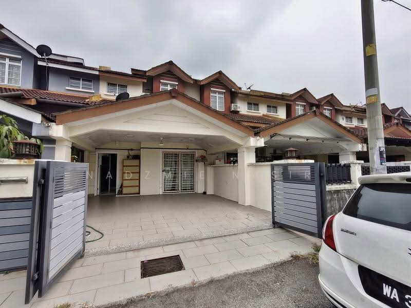 Rumah Teres 2.5-Tingkat untuk Dijual di Kajang (Selangor) - Nadzmie Nasir - Exterior - PropertyGuru.com.my