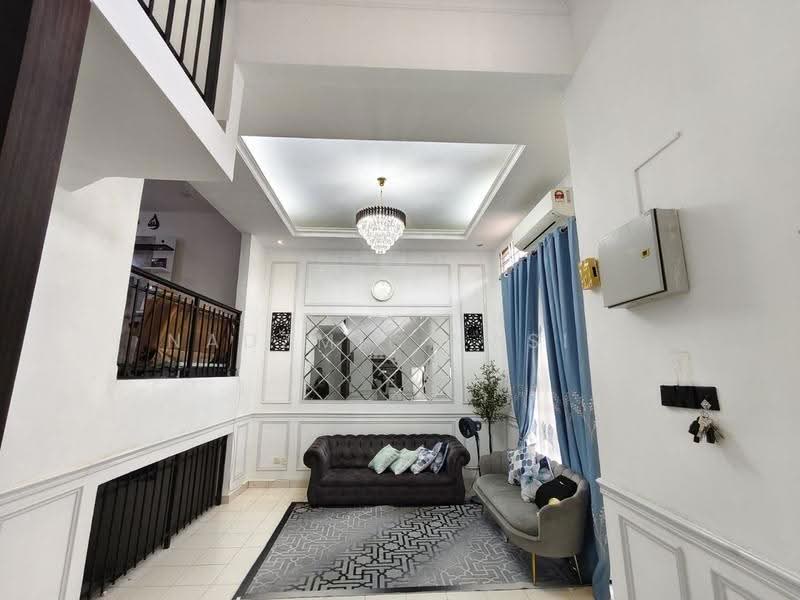 Rumah Teres 2.5-Tingkat untuk Dijual di Kajang (Selangor) - Nadzmie Nasir - Living Room - PropertyGuru.com.my