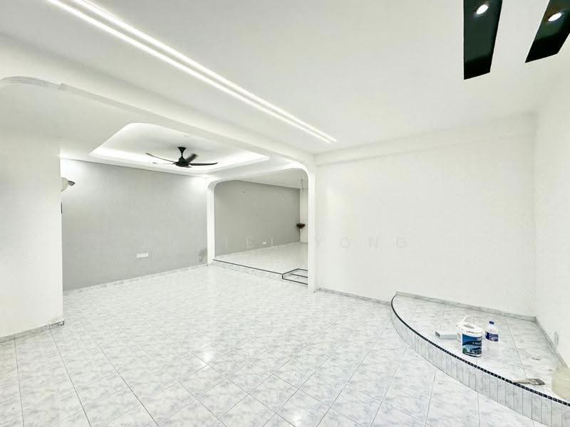2-storey Terraced House for Sale in Taman Putri Kulai (Kulai) - Daniel Yong - Interior - PropertyGuru.com.my