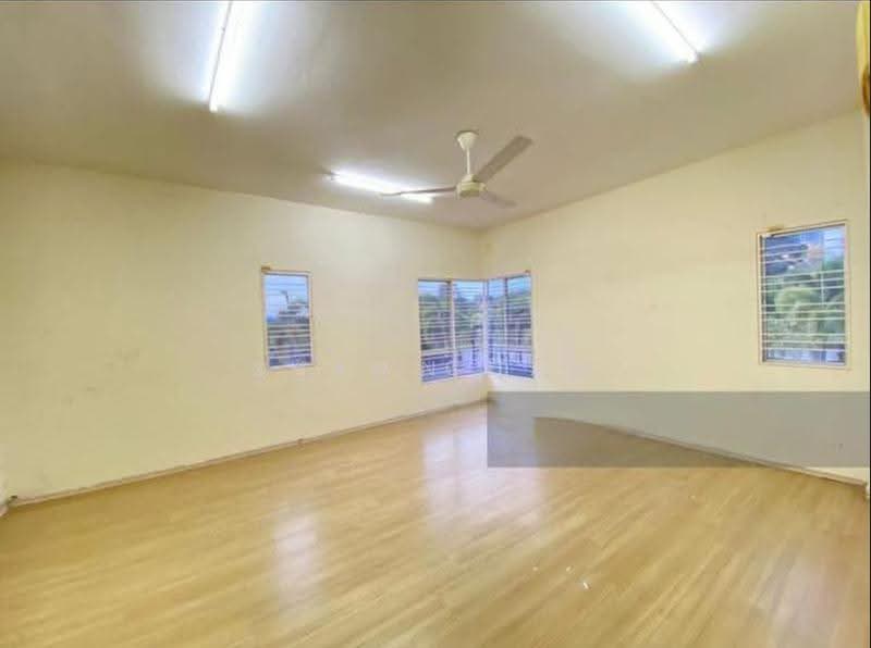 Semi-Detached House for Rent in 16 Sierra (Puchong) - Shawn Tan - Living Room - PropertyGuru.com.my