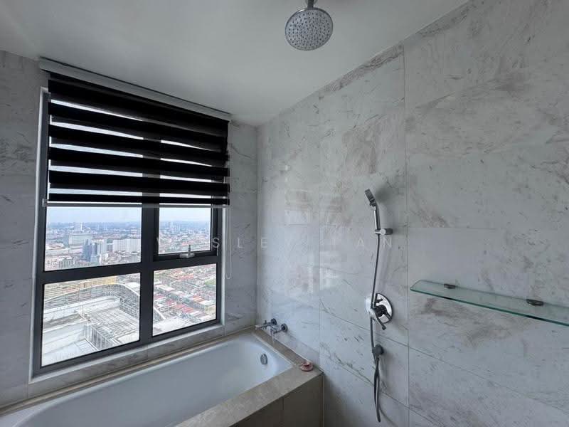 Condominium for Rent at Silverscape Residences - Wesley Tan - Bathroom - PropertyGuru.com.my