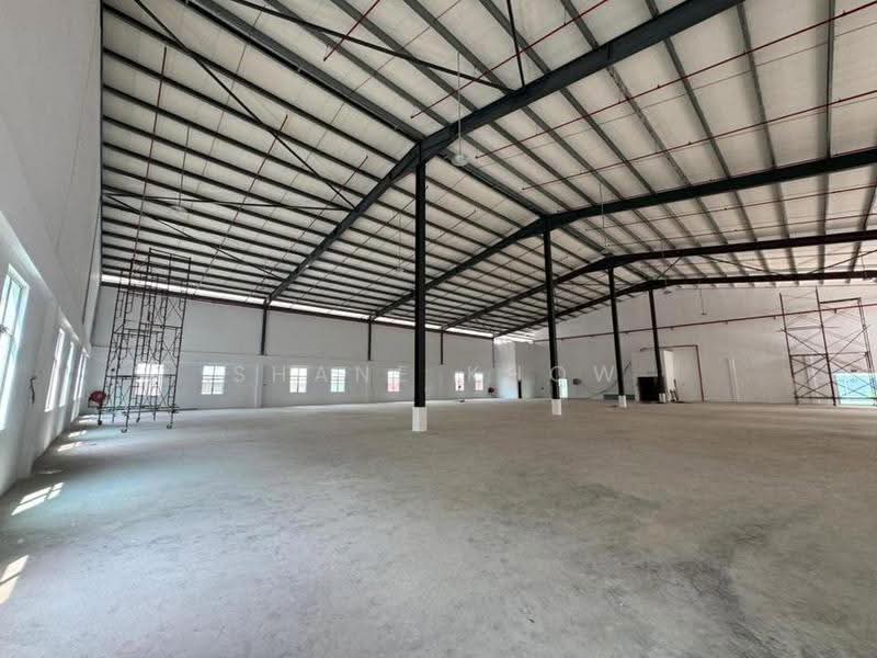 Detached Factory for Rent in Kawasan Perindustrian Kundang (Rawang) - Shane Khow - Interior - PropertyGuru.com.my