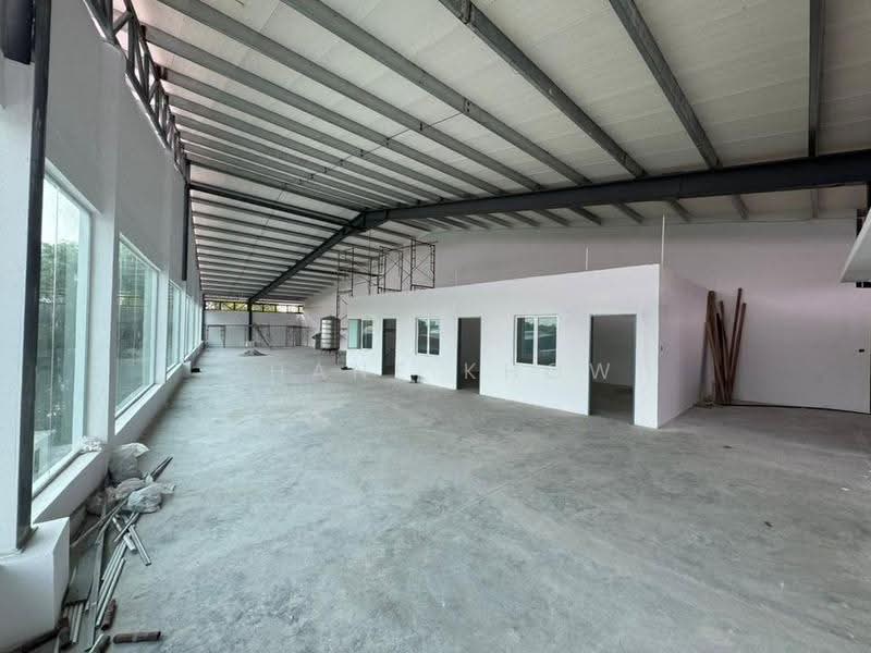 Detached Factory for Rent in Kawasan Perindustrian Kundang (Rawang) - Shane Khow - Interior - PropertyGuru.com.my