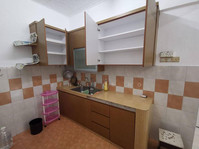 Apartment for Sale at Nusa Bestari Shoplot Apartment - Jennifer Ng - Kitchen - PropertyGuru.com.my