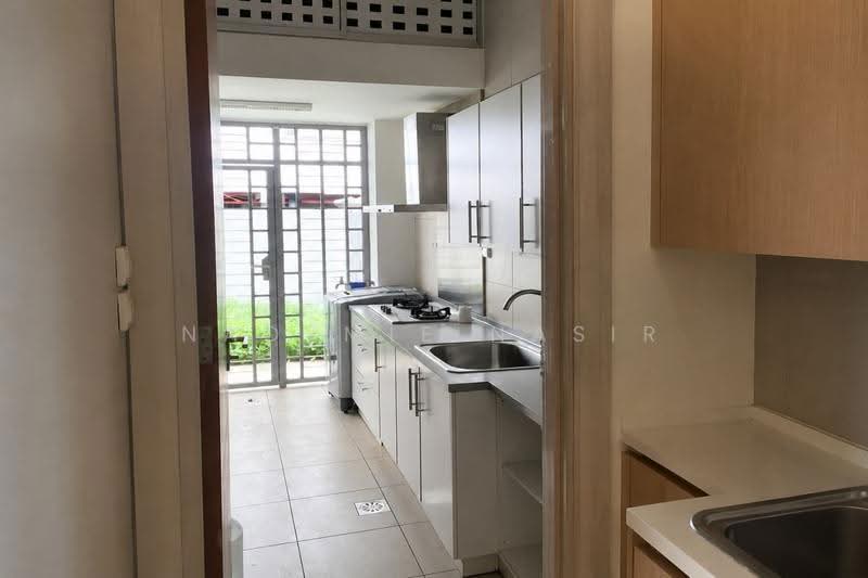 Semi-Detached House for Sale in Taman Segambut (Jalan Kuching) - Nadzmie Nasir - Kitchen - PropertyGuru.com.my