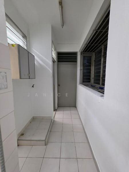 Flat for Rent at Sun Moon City - Janice Ooi - Corridor - PropertyGuru.com.my