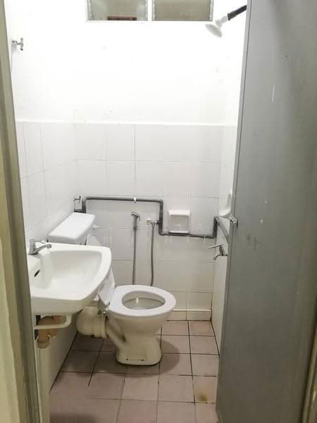 Residential Land for Rent in Bandar Perda (Bukit Mertajam) - Adzila Mokhti - Bathroom - PropertyGuru.com.my