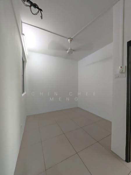 Kediaman Servis untuk Dijual di Silk Residence - Chin Chee Meng - Interior - PropertyGuru.com.my