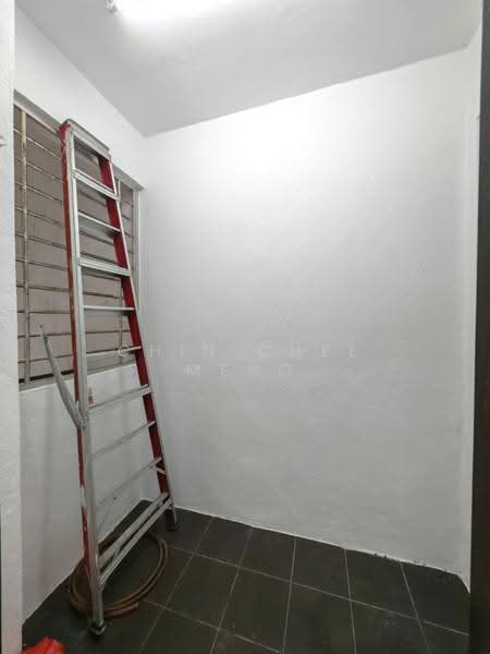 Kediaman Servis untuk Dijual di Silk Residence - Chin Chee Meng - Interior - PropertyGuru.com.my