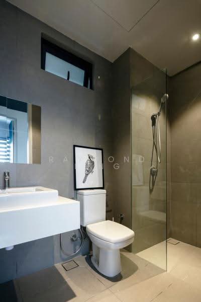 Kondominium untuk Disewa di Secoya Residence - Raymond Ling - Bathroom - PropertyGuru.com.my