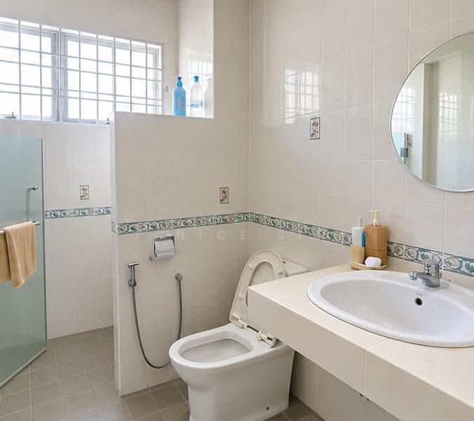 Semi-Detached House for Sale in Bandar Puteri Puchong (Puchong) - Janice Sin - Bathroom - PropertyGuru.com.my