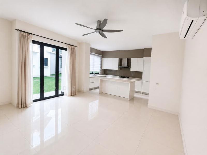 Rumah Berkembar untuk Dijual di Cyberjaya (Selangor) - Nadzmie Nasir - Living Room - PropertyGuru.com.my
