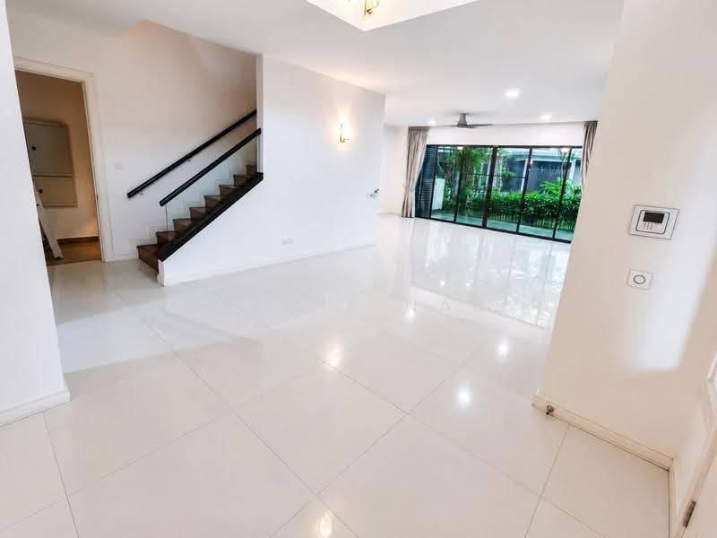 Rumah Berkembar untuk Dijual di Cyberjaya (Selangor) - Nadzmie Nasir - Living Room - PropertyGuru.com.my