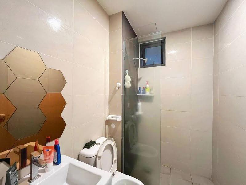 Service Residence for Sale at The Raffles Suites - Jennifer Ng - Bathroom - PropertyGuru.com.my