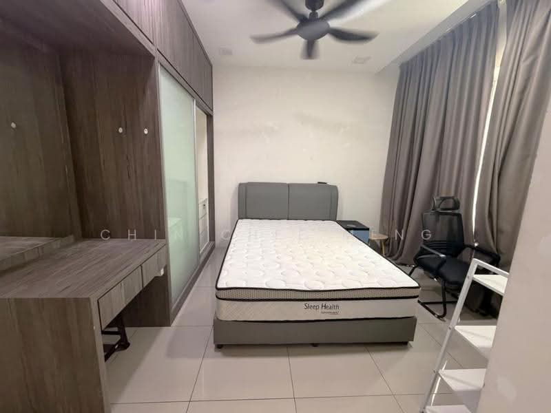 Kediaman Servis untuk Dijual di Silk Residence - Chin Chee Meng - Bedroom - PropertyGuru.com.my