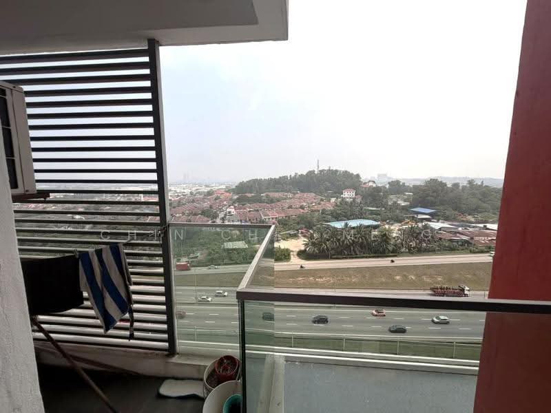 Kediaman Servis untuk Dijual di Silk Residence - Chin Chee Meng - Balcony - PropertyGuru.com.my