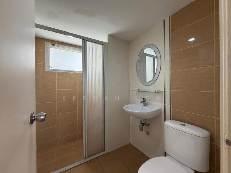 Condominium for Rent at Mont Kiara Pelangi - Keegan Soh - Bathroom - PropertyGuru.com.my