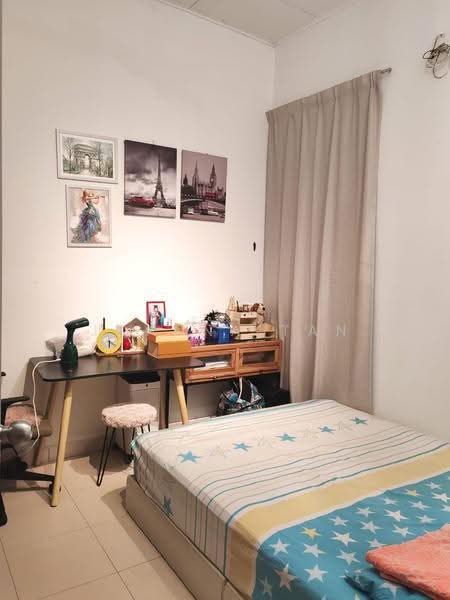 Terraced House for Sale in Bandar Putera 2 (Klang) - Joanna Tan - Bedroom - PropertyGuru.com.my