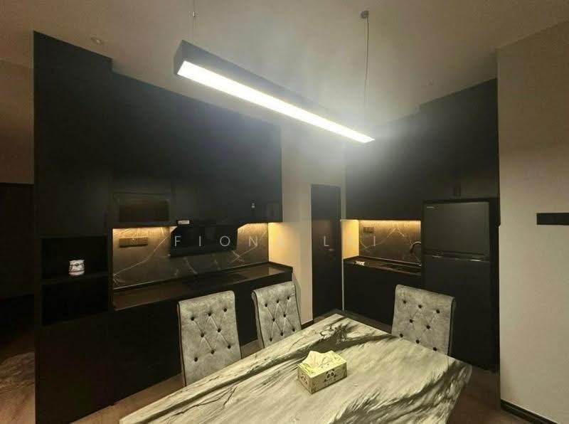 Kediaman Servis untuk Dijual di The Loft @ KK Times Square - Fiona Lai - Kitchen - PropertyGuru.com.my