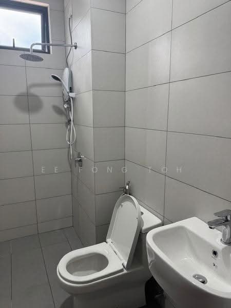 Kediaman Servis untuk Disewa di Meldrum Heights (Residensi Meldrum) - Ee Fong Toh - Bathroom - PropertyGuru.com.my