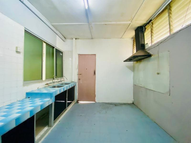 Terraced House for Sale in Ampang Jaya (Ampang) - Azrul Ismail - Kitchen - PropertyGuru.com.my