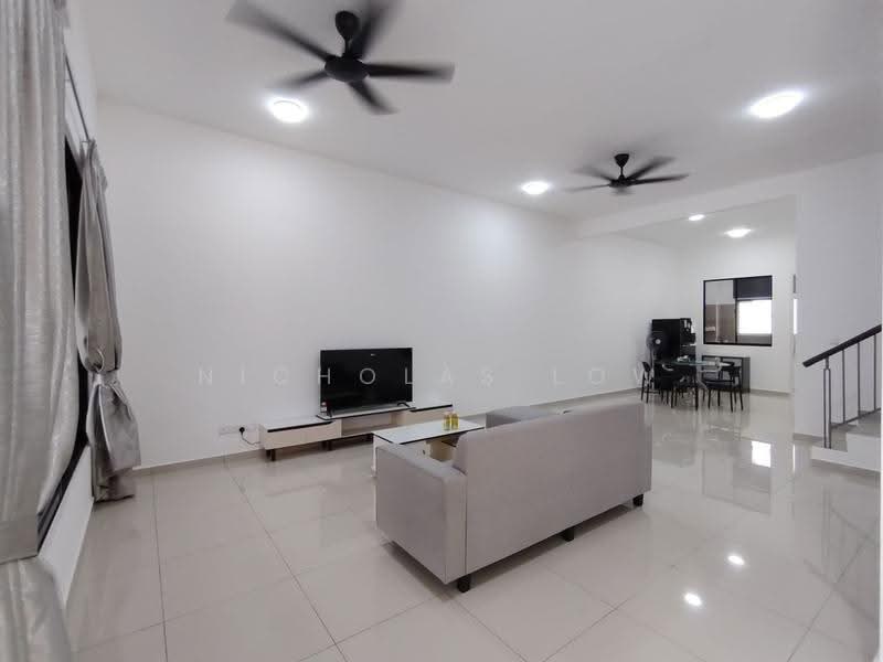 Terraced House for Rent in Taman Desa Tebrau (Tebrau) - Nicholas Low - Living Room - PropertyGuru.com.my