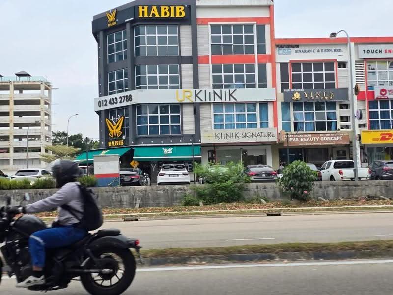 Shop for Sale in Taman Mount Austin (Tebrau) - Jayden Ng - Exterior - PropertyGuru.com.my