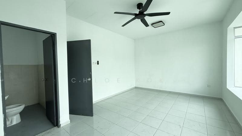 2-storey Terraced House for Sale in Taman Scientex Rawang (Rawang) - Chloe Kok - PropertyGuru.com.my